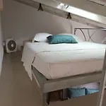 Casaluna, Centre Village, Joli Petit Apartment *