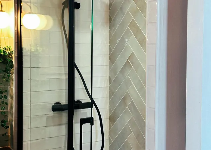 Casaluna, Centre Village, Joli Petit דירה *