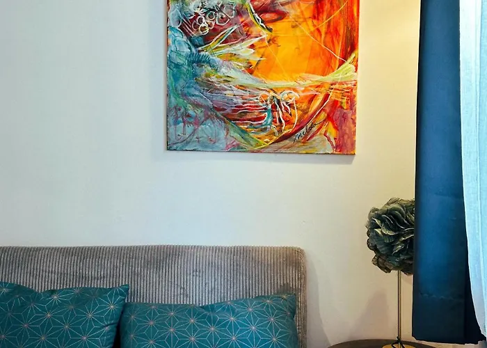 Casaluna, Centre Village, Joli Petit דירה סוטה