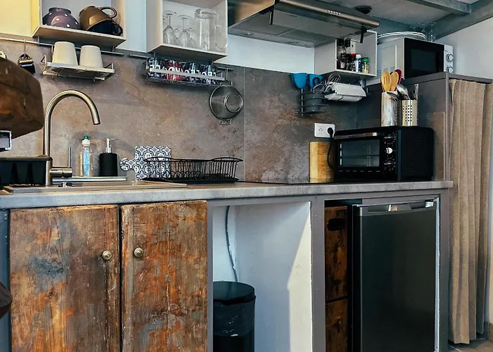 Casaluna, Centre Village, Joli Petit דירה *