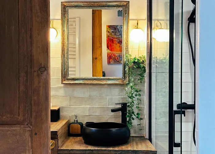 Casaluna, Centre Village, Joli Petit דירה *