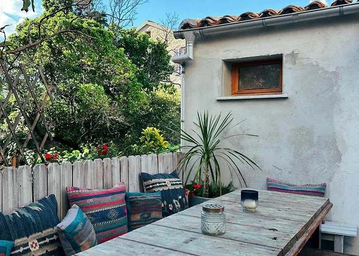 Casaluna, Centre Village, Joli Petit דירה סוטה